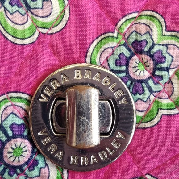 Vera Bradley Your Turn Pink Swirls Quilted Turn Lock Wristlet Wallet - Picture 5 of 16